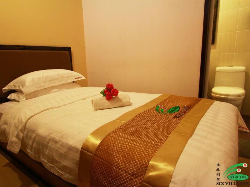 Six Villa Inn Dungun Zewnętrze zdjęcie