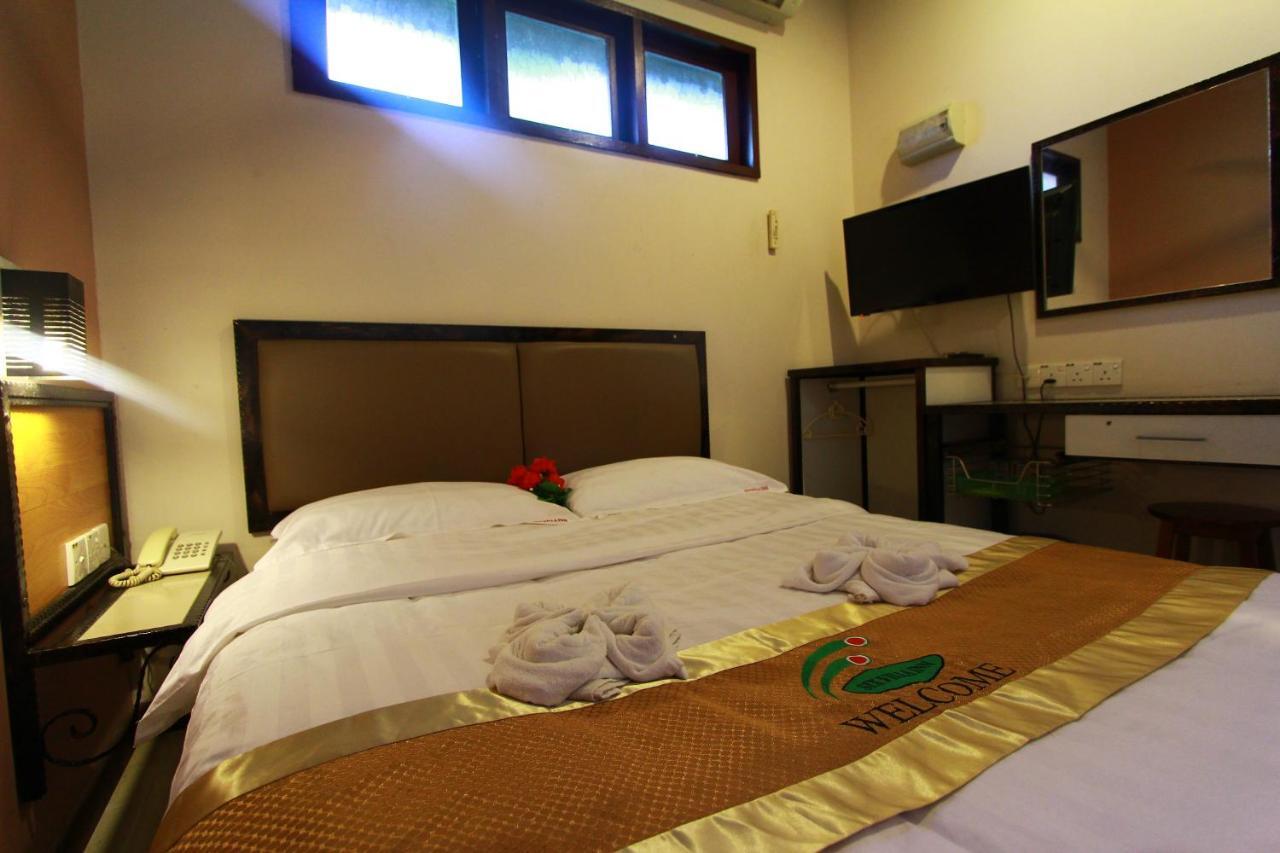 Six Villa Inn Dungun Zewnętrze zdjęcie